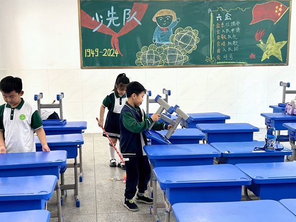 ebet真人迎接世界环境日 共筑绿色校园梦外国语小学（集团）明珠路校区世界环境日(图2)